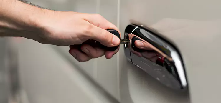 Why Choose Our Auto Locksmith Team in Sayville, NY?